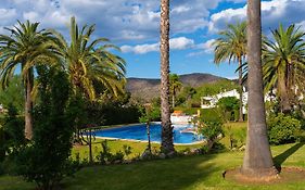 Beach & Mountain Retreat Los Almendros